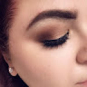 Meet your Posher, Stephanie-danielle